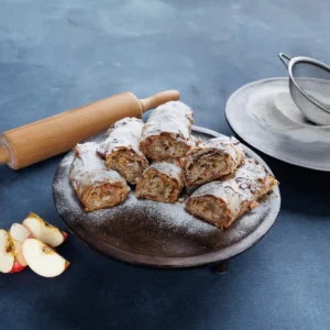 Învîrtită cu mere și halva 1 kg